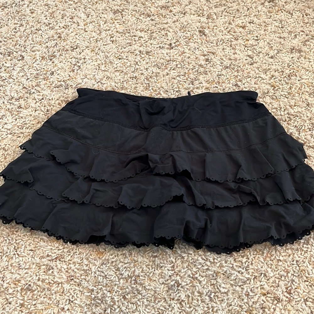 Lululemon black ruffle tennis skirt!